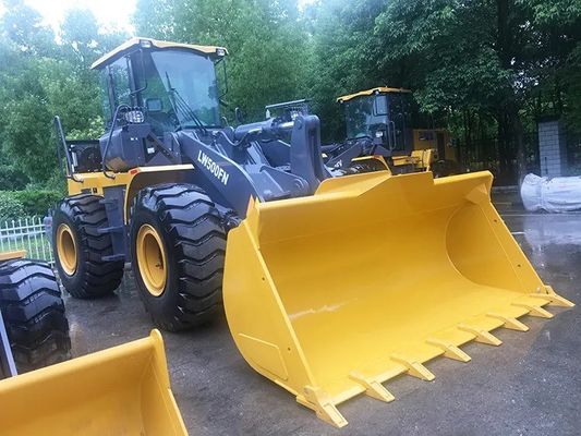 Mini cargador de ruedas hidráulicas de 5 toneladas XCM-G LW500FN para la bomba hidráulica superior en la construcción