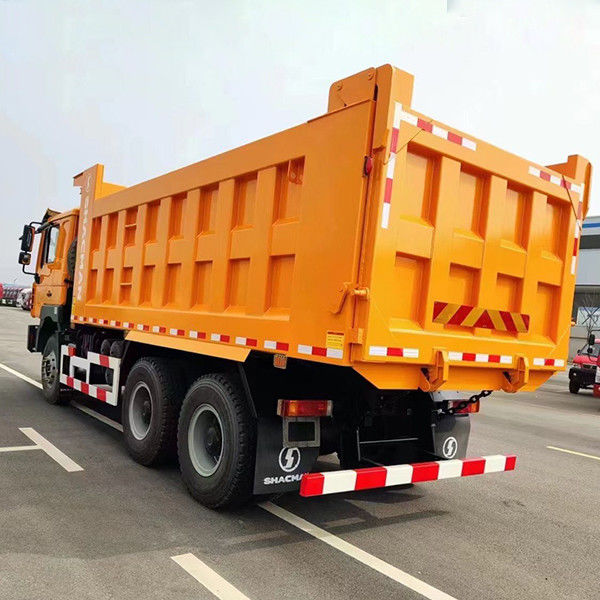 Camiones descargables Shacman 300-400L Capacidad del tanque de combustible y tipo de combustible diésel con 2 asientos